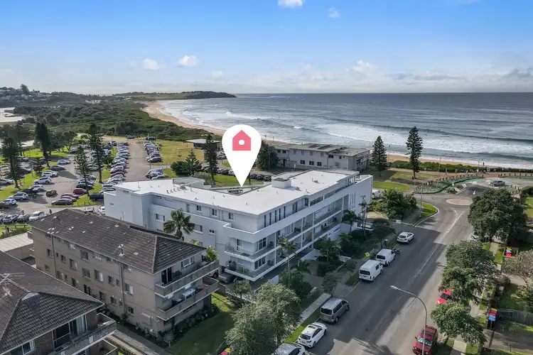 Second view of Homely apartment listing, 28/98 Dee Why Parade, Dee Why NSW 2099