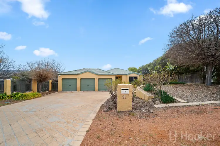 27 Woodhill Link, Jerrabomberra NSW 2619