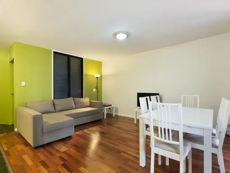 5/128 Cathedral Street, Woolloomooloo NSW 2011