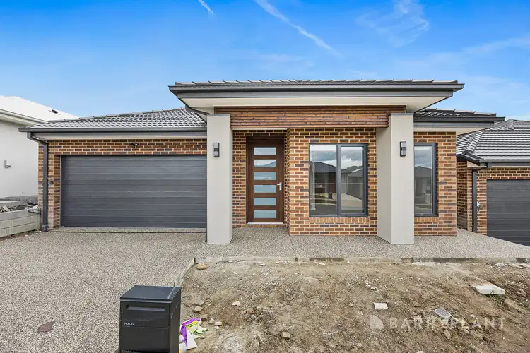 13 Fountain Road, Pakenham VIC 3810