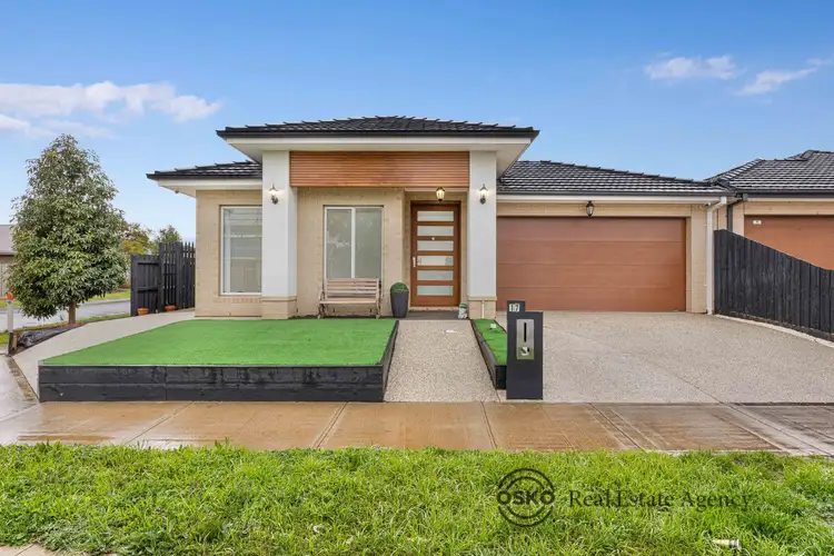 17 Morningside Drive, Thornhill Park VIC 3335