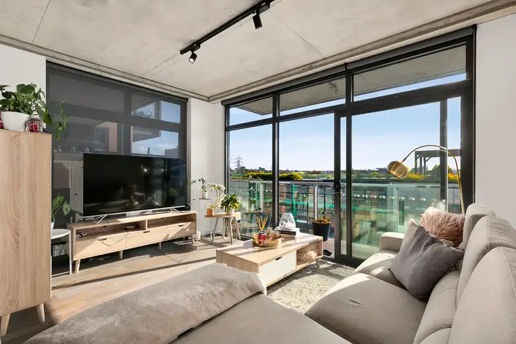 407/77 Hobsons Road, Kensington VIC 3031