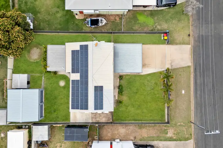 4 Conachan Street, Blackwater QLD 4717