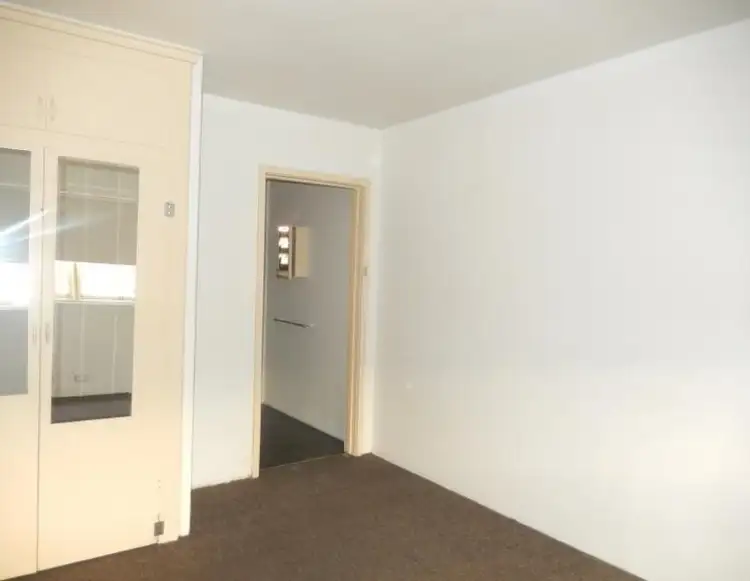 Fifth view of Homely apartment listing, 2/56 Barkly Street, St Kilda VIC 3182