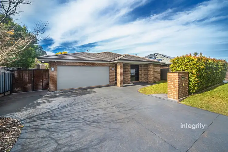 7 George Lee Way, North Nowra NSW 2541