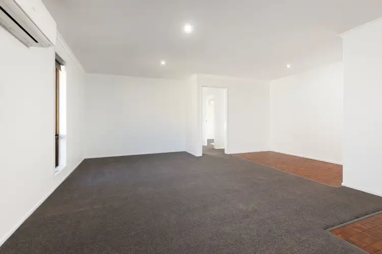 Third view of Homely unit listing, 2/26 Campbell Avenue, Wodonga VIC 3690