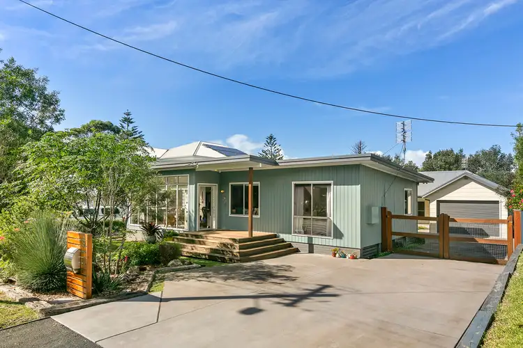 8 David Berry Street