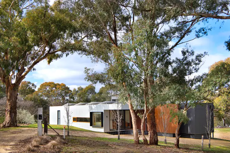 6 Vosti Lane, Guildford VIC 3451