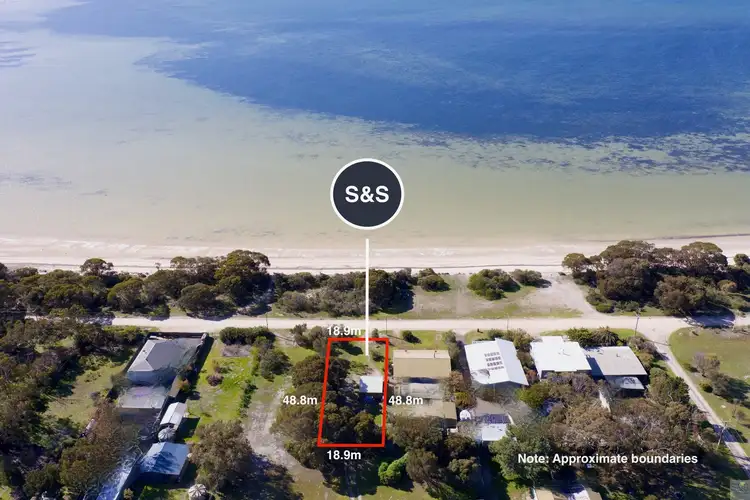 24 Nepean Esplanade, Nepean Bay SA 5223