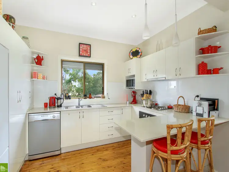 34 Jackson Avenue, Warrawong NSW 2502