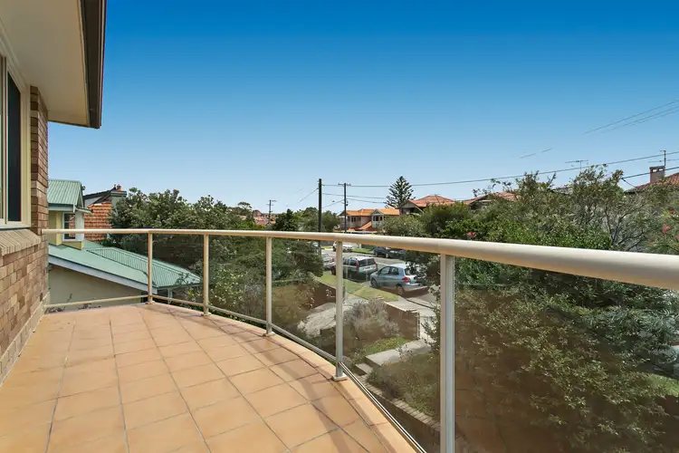 Main view of Homely semi-detached listing, 2/7 Rosedale Avenue, Fairlight NSW 2094