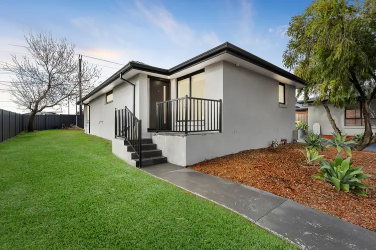 1/237-239 Westall Road, Clayton South VIC 3169