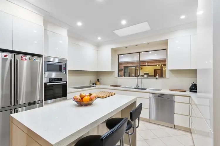 50 Pioneer Road, Bellambi NSW 2518