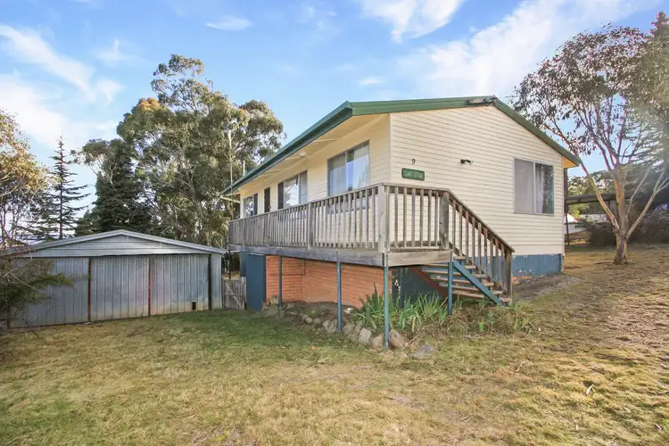 9 Clancy Street, Old Adaminaby NSW 2629