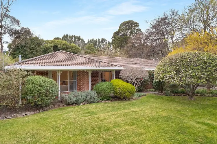 13 Nerang Street, Burradoo NSW 2576