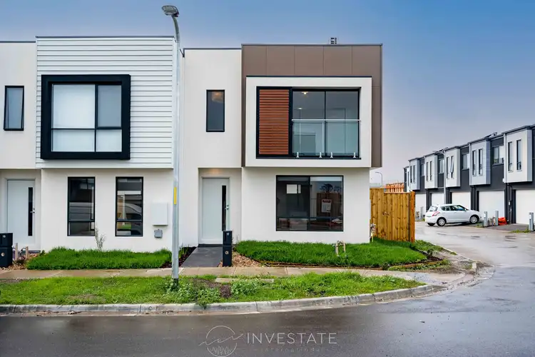 17 Hebrides Close, Cranbourne West VIC 3977