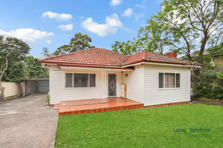 15 Carinya Road, Girraween NSW 2145