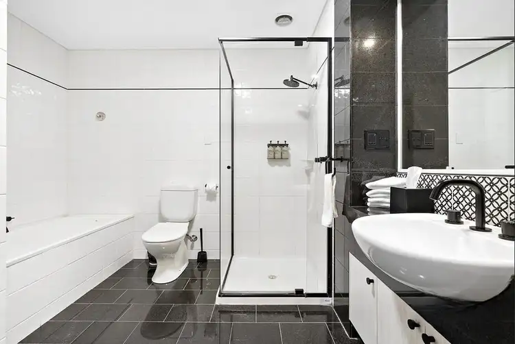 Fifth view of Homely unit listing, 604/471 Little Bourke Street, Melbourne VIC 3000
