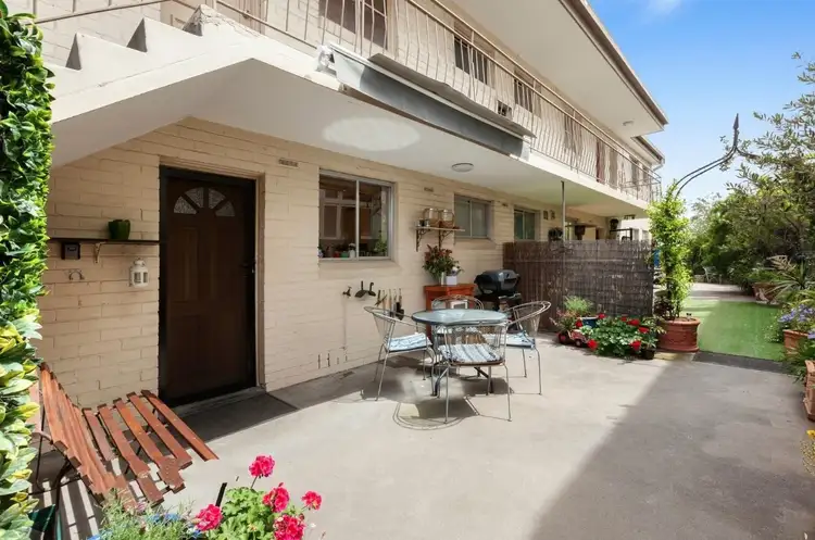 27/250 Dandenong Road