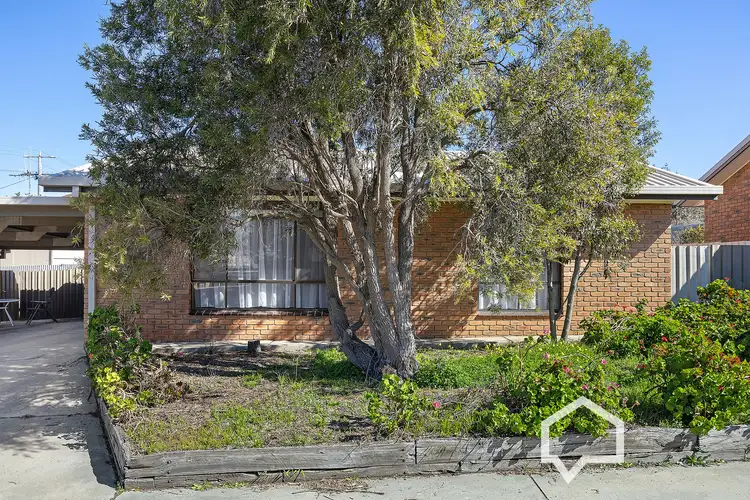 2/13 Nelson Street, California Gully VIC 3556