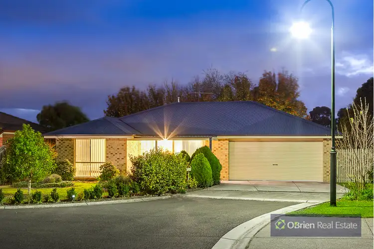 3 Larne Close, Berwick VIC 3806