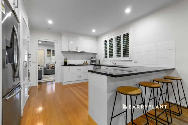 Fourth view of Homely house listing, 8 Sidney Court, Narre Warren VIC 3805