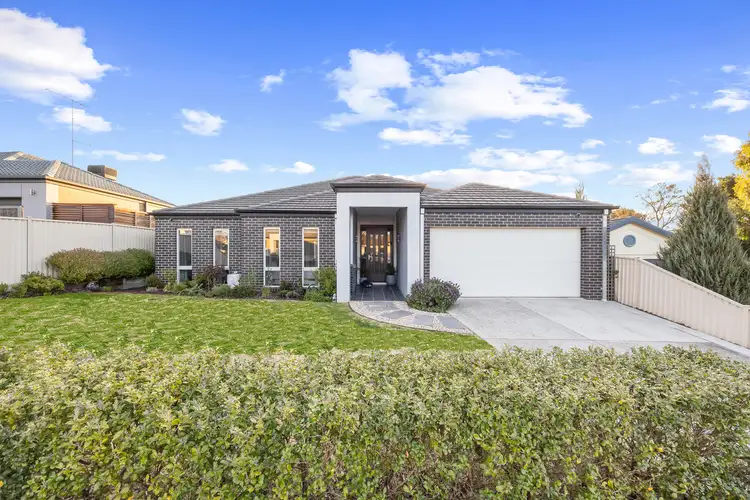 7 Payton Crescent, Canadian VIC 3350