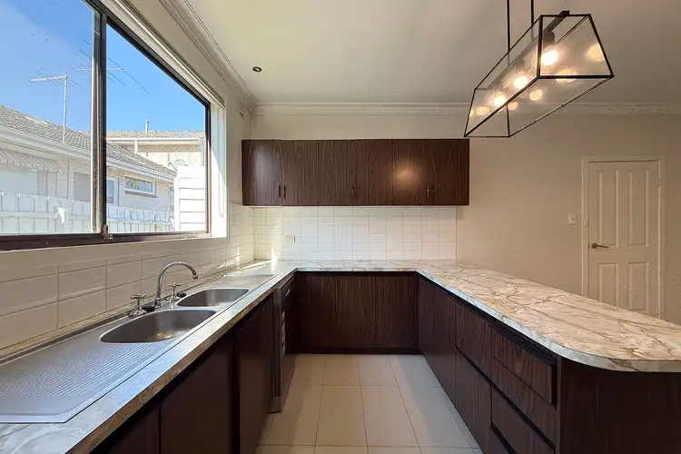 1/4 Campbell Street, Kew VIC 3101