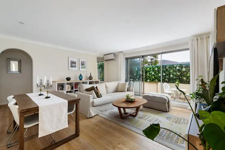 8/80 Hampden Road