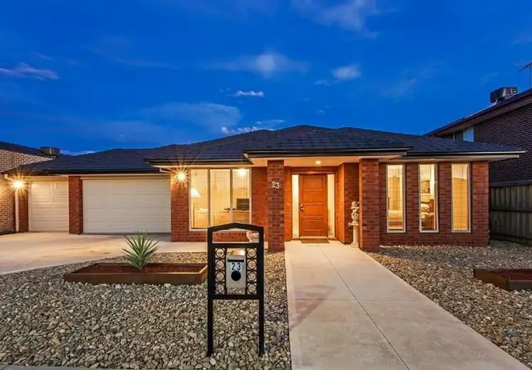 23 Woolwich Way, Taylors Hill VIC 3037