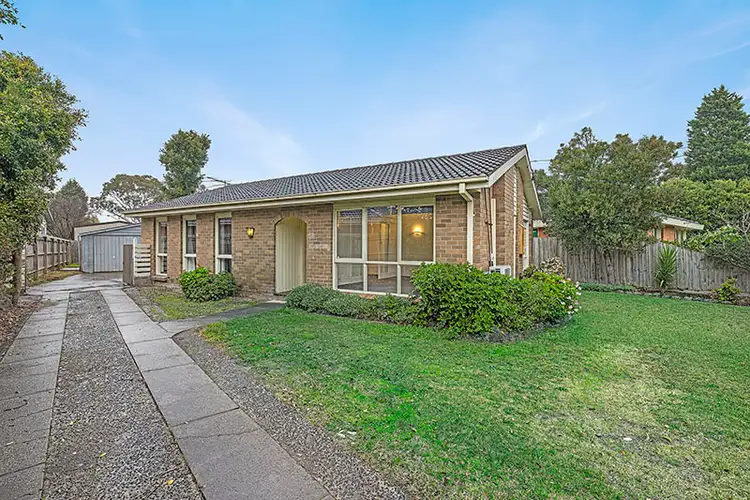 4 Narong Crescent, Knoxfield VIC 3180