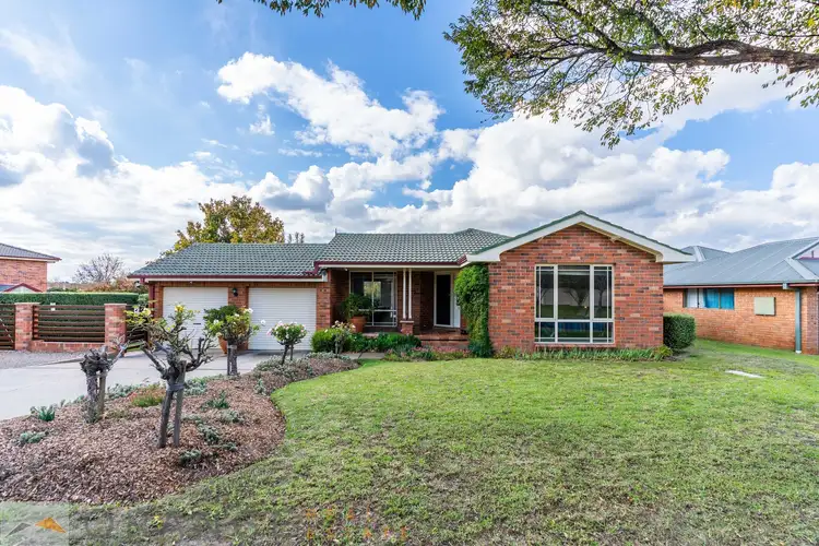 6 Amana Circuit, Orange NSW 2800