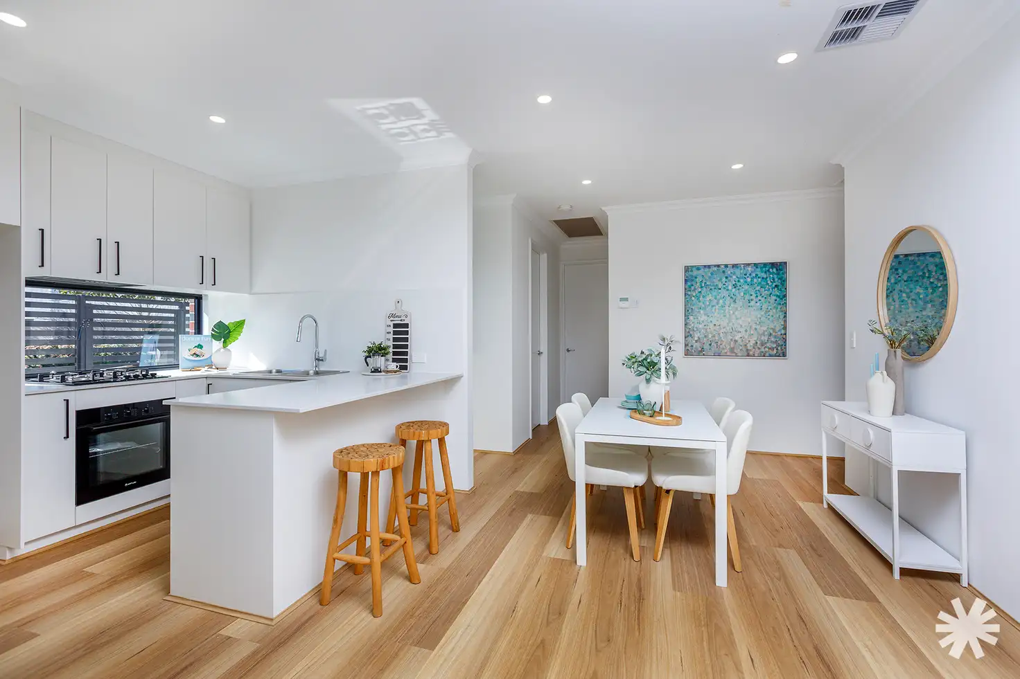 Main view of Homely house listing, 1/28 Knutsford Avenue, Rivervale WA 6103