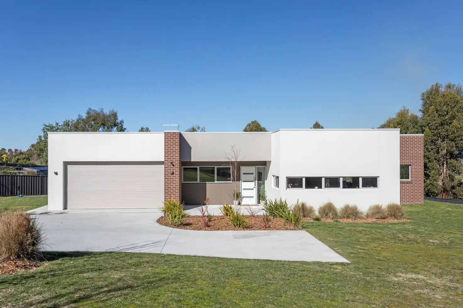 Main view of Homely house listing, 2/7 Bushland Grove, Kings Meadows TAS 7249