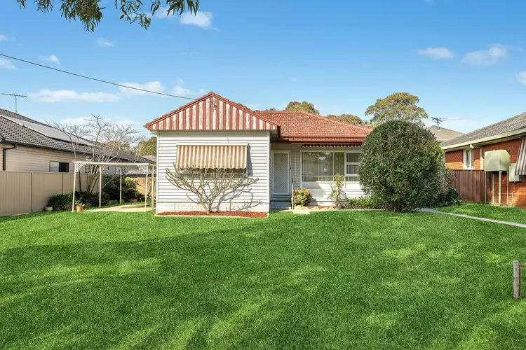 3 Third Avenue, Macquarie Fields NSW 2564