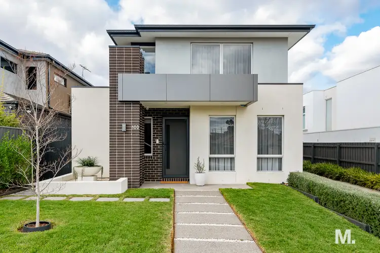 100 Deakin Street, Essendon VIC 3040