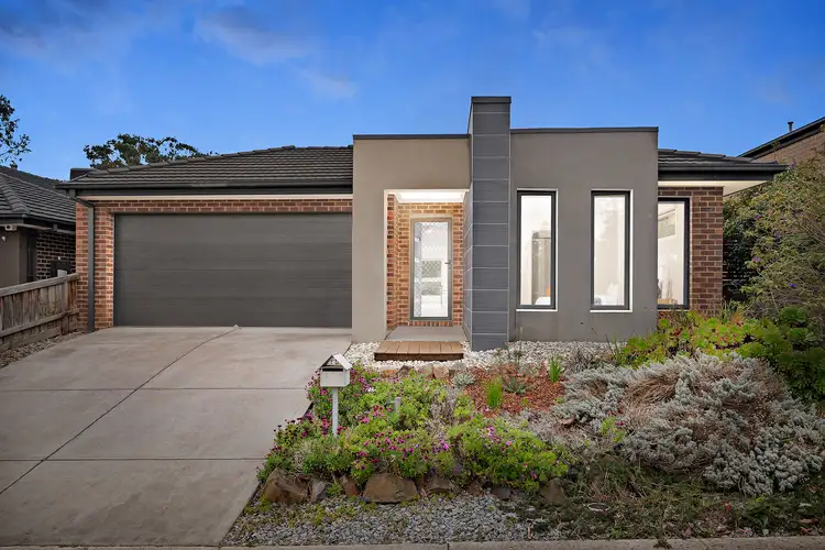 12 Coulthard Crescent, Doreen VIC 3754