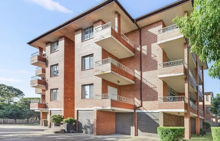 3/12 Macquarie Place, Mortdale NSW 2223