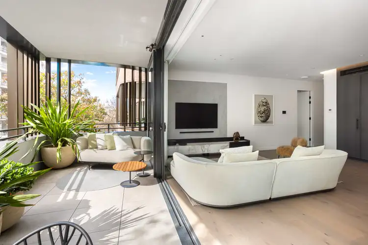 Second view of Homely apartment listing, 101/11 Greenknowe Avenue, Elizabeth Bay NSW 2011