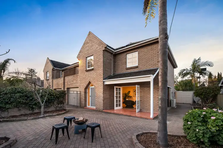 1B St Andrews Street