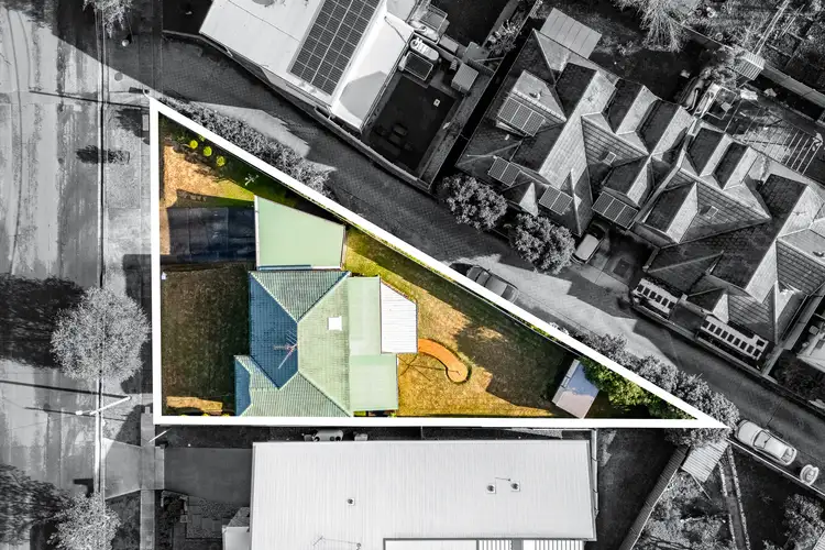 18 Lower Mount Street