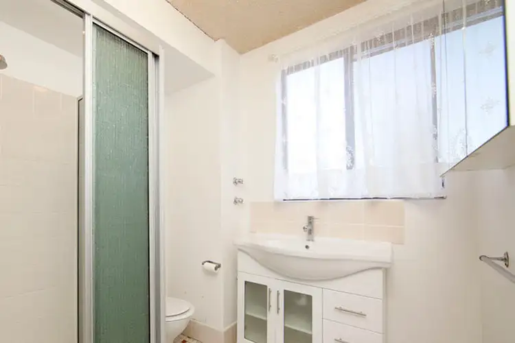 Fifth view of Homely unit listing, 4/16 Walsh Place, Curtin ACT 2605