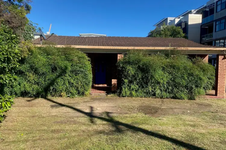 33 Balmoral Street, Waitara NSW 2077