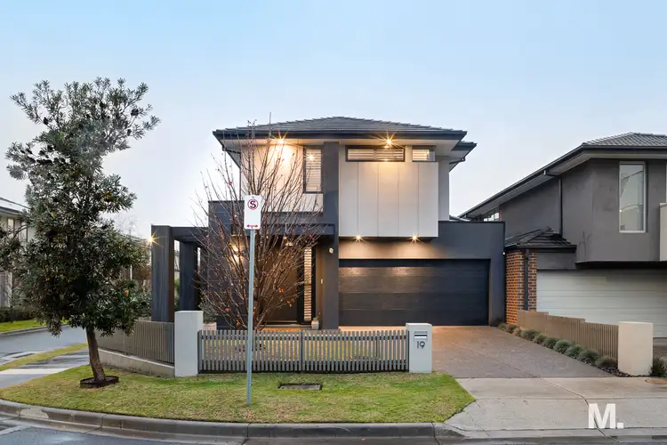 19 Retreat Drive, Ascot Vale VIC 3032