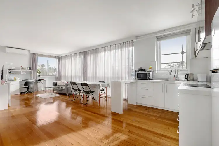 10/4 Witchwood Close, South Yarra VIC 3141