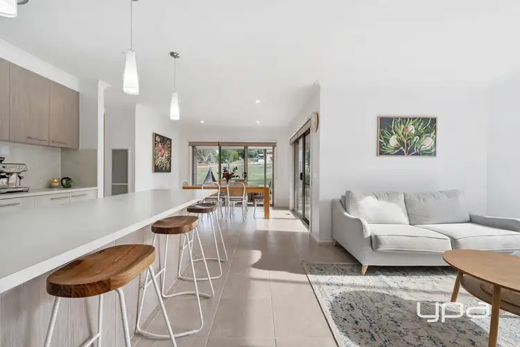37 Main Street, Gordon VIC 3345