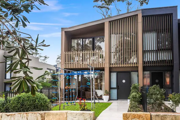1/16 Boronia Grove, Heathcote NSW 2233