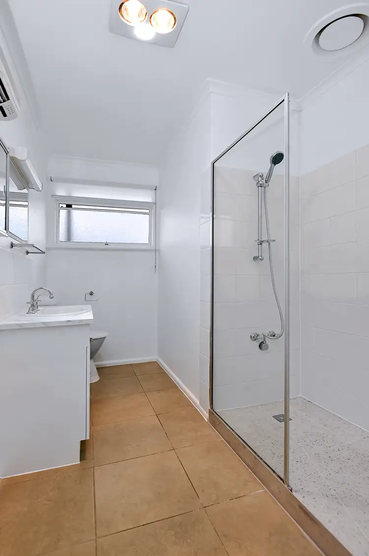 Fourth view of Homely unit listing, 1/5 Clovelly Avenue, Glenroy VIC 3046