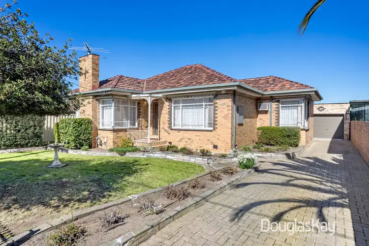 123 Warwick Road, Sunshine North VIC 3020