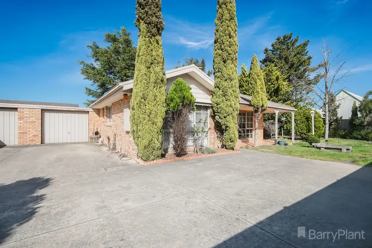 2/19 Main Street, Nar Nar Goon VIC 3812